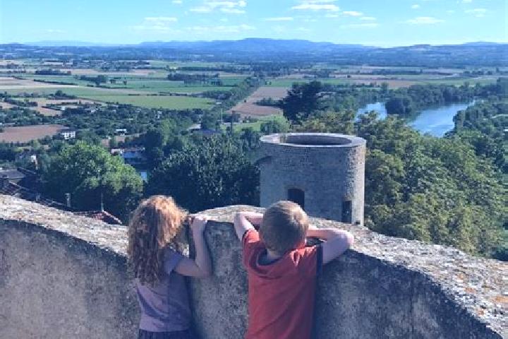 Thundering Zeus slot machine